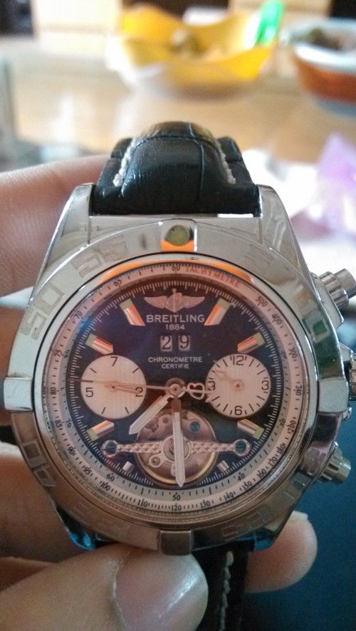 百年靈腕表款式、價(jià)位與售后網(wǎng)絡(luò)全解析